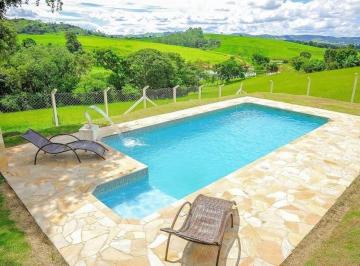 Rural de 4 quartos, Suzano · Chácara com 416 metros², 4 quartos, churrasqueira e piscina em Suzano - SP