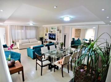 Casa de 4 quartos, São Paulo · Casa à venda com 4 dormitórios, 250 meros no Imirim