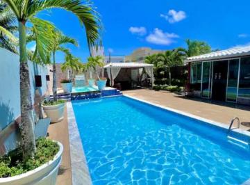 Casa de 3 quartos, João Pessoa · Casa com 320 metros², 3 quartos, piscina e churrasqueira em Manaíra -João Pessoa
