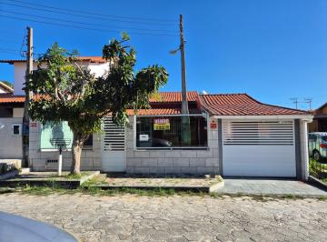 Casa de 4 quartos, São Pedro da Aldeia · Casa à venda | 4 quartos 2 suítes | Piscina | Churrasqueira | Garagem 3 carros