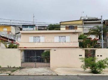 Casa · 220m² · 5 Quartos · 4 Vagas · Sobrado com 05 dormitórios