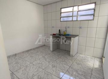 Casa · 50m² · 2 Quartos · Imóvel com 02 dormitórios