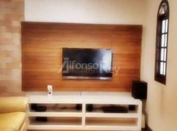 Casa · 140m² · 2 Quartos · 6 Vagas · Sobrado de 02 dormitórios