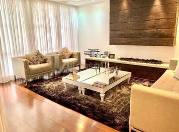 Casa · 475m² · 4 Quartos · 6 Vagas · Casa de 04 dormitórios com suítes