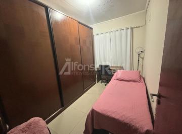 Casa · 46m² · 5 Quartos · 2 Vagas · Sobrado de 125m²