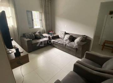 Casa · 120m² · 4 Quartos · 2 Vagas · Sobrado com 02 casas