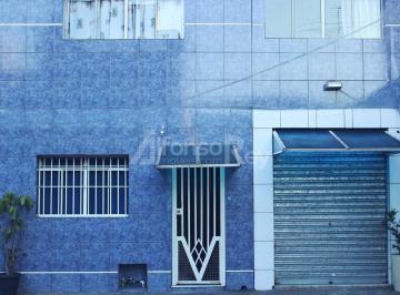 Casa · 11 Quartos · 3 Vagas · Sobrado convertido em Republica