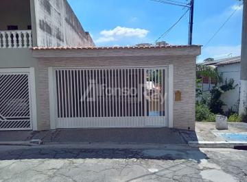 Casa · 105m² · 3 Quartos · 2 Vagas · Imóvel com duas casas no terreno