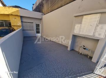 Casa · 130m² · 2 Quartos · 1 Vaga · Casa de 02 dormitórios