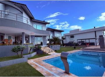 Casa · 455m² · 4 Quartos · 6 Vagas · Alugue Casa de Luxo no Condomínio Itatiba Country Club