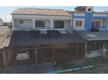 Casa · 228m² · 6 Quartos · 3 Vagas · Casa com 2 residências com habite-se aceita financiamento e FGTS