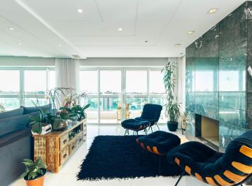 Sala para 3 ambientes · Apartamento à venda - em Ecoville