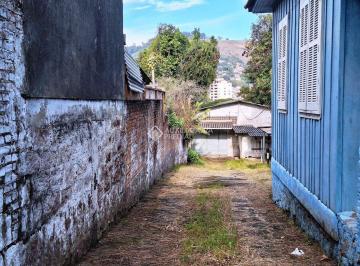 Comercial · 250m² · Depósito disponível em Teresópolis, Porto Alegre