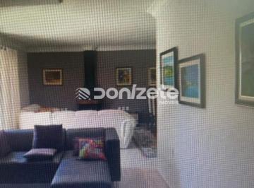 Casa · 208m² · 4 Quartos · 4 Vagas · Casa à venda em Vila Príncipe de Gales, Santo André — 4 Quartos, 4 Vagas e Amplo Skom