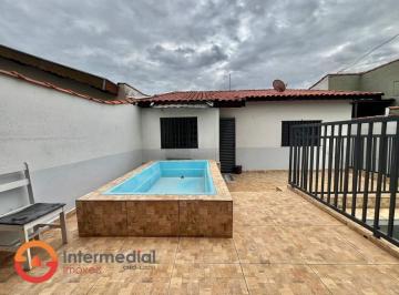 Casa · 257m² · 3 Quartos · 2 Vagas · Casa a venda com 3 dormitórios sendo 1 suíte - Centro de Boituva
