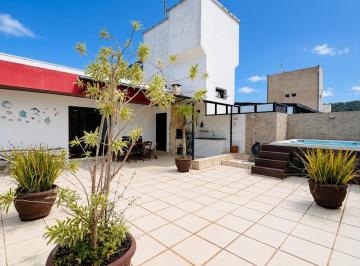 Apartamento · 160m² · 3 Quartos · 1 Vaga · Cobertura á Venda na Praia da Enseada no Guarujá | QVista