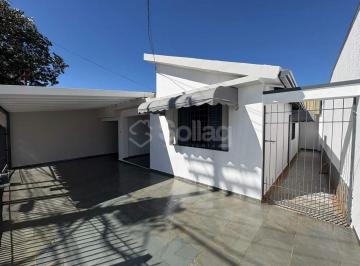 Casa · 158m² · 3 Quartos · 2 Vagas · Casa á venda no Bairro Ramaciotti, em Valinhos, interior de São Paulo.
