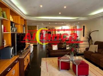 Casa · 3000m² · 2 Quartos · 2 Vagas · Casa individual com edícula 3.000,00m², com 2 quartos para locação Vila das Palmeiras - Guarulhos