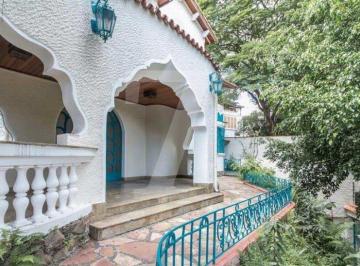 Casa · 330m² · 4 Quartos · 3 Vagas · Casa Térrea Pacaembú