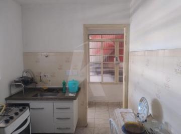 Casa · 50m² · 1 Quarto · Casa para locação, ótima localização na Zona Norte.