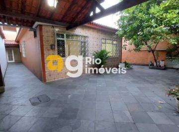 Casa · 146m² · 2 Quartos · 4 Vagas · Casa de rua : / Residencial / Bento Ribeiro