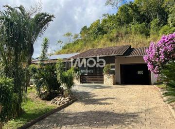 Casa · 950m² · 3 Quartos · 2 Vagas · CASA COM 3 QUARTOS - BOMPLANDT CORUPÁ