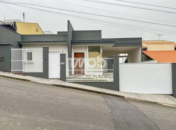 Casa · 370m² · 3 Quartos · 2 Vagas · CASA COM 3 QUARTOS - NOVA BRASILIA