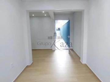 Comercial · 222m² · 7 Quartos · 2 Vagas · Oportunidade - Casa Térrea Comercial - Cidade Salvador -  Jacareí - 149,27m².
