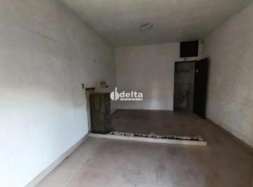 Comercial · 18m² · Loja disponível para locação no bairro Centro em Uberlândia-MG.