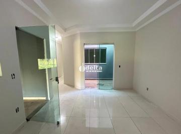 Casa · 281m² · 3 Quartos · 3 Vagas · Casa com 3 quartos sendo 1 suíte disponível para locação no Bairro Jardim Patrícia em Uberlândia-MG