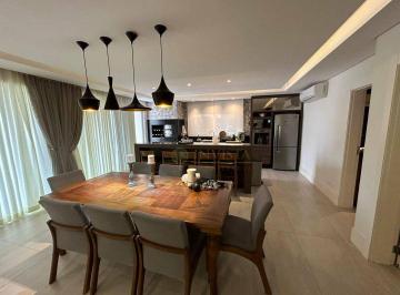 6b52d0002bc16477c8b5495c87c4dfd436e2896d · Venda | Casa de Alto Padrão Mobiliada com 4 quartos, 4 vagas de garagem e Piscina - Na Pedra Branca