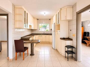 8ab020968855de3de612bdd2a46f05cf3a6ea644 · Casa com 2 quartos e churrasqueira na Praia dos Ingleses