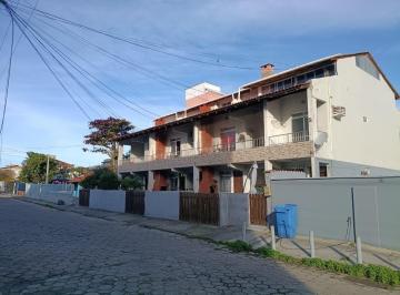 3c1cd7c708f4efc6b0a7275397af18c8293907ac · Apartamento com 2 quartos para alugar na praia dos Ingleses, em Florianópolis.