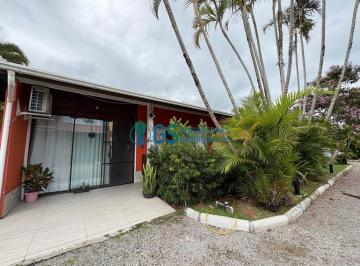 Casa · 62m² · 2 Quartos · 2 Vagas · Casa mobiliada em condomínio com 2 dormitórios próximo do mar