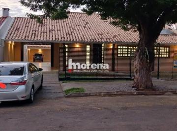 Casa · 300m² · 4 Quartos · 4 Vagas · Casa à venda no bairro Parque Cidade Jardim - Umuarama/PR