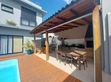 Casa · 240m² · 3 Quartos · 3 Vagas · Excelente oportunidade de investimento!