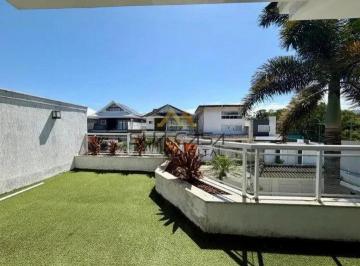 Casa · 280m² · 5 Quartos · 3 Vagas · Casa Duplex com 280m², 5 quartos à venda no Recreio dos Bandeirantes.