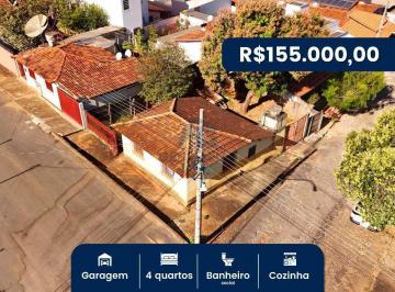 Casa · 47m² · Casa Padrão em Dores do Indaiá