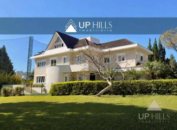4ef0ed756ca2899a9267af2e704e178ea9d2a967 · Casa com 4 dormitórios à venda, 490 m² por R$ 4.900.000 - Alphaville Graciosa - Pinhais/PR