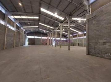 Comercial · 1783m² · 10 Vagas · Galpão Comercial/Industrial em Cajamar (Guaturinho) à venda — 1.783 m²