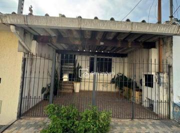 64c8de63c048624db61a92130ee72d266d63a646 · 2 casas pelo preço de uma - Casa com duas construções independentes, cada uma com 2 quartos, vaga e 