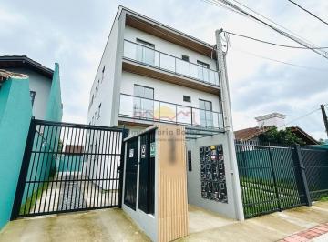 Apartamento · 2 Quartos · 1 Vaga · Apartamento 2 quartos 3 sacadas Petrópolis Jlle