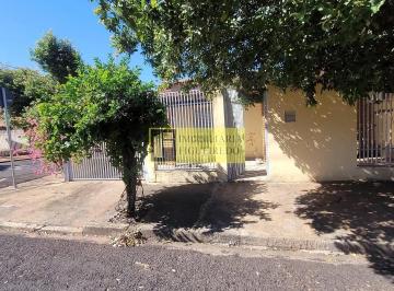 Casa · 100m² · 3 Quartos · 2 Vagas · Casa para alugar em Jardim Mugnaini de 100.00m² com 3 Quartos e 2 Garagens