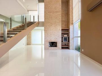 Casa · 270m² · 3 Quartos · 4 Vagas · Casa de Condomínio para alugar em Veduta Rossa de 270.00m² com 3 Quartos, 3 Suites e 4 Garagens