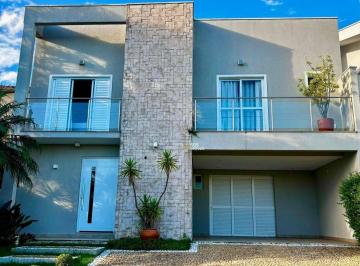 Casa · 270m² · 4 Quartos · 4 Vagas · Casa de Condomínio para venda em Condomínio Vivenda Das Quaresmeiras de 270.00m² com 4 Quartos, 4 Su
