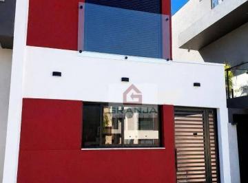 ec7b33db94e664a62b4a9a2f5d40785b63a91f91 · Casa com 3 dormitórios à venda, 121 m² por R$ 1.210.000,00 - Jardim Semiramis - Cotia/SP