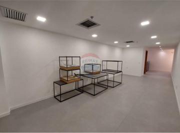 Comercial · 38m² · 1 Vaga · Sala Comercial para alugar em Barra Da Tijuca de 38.00m² com 1 Garagem