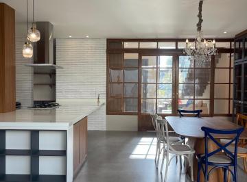 Casa · 343m² · 4 Quartos · 3 Vagas · Casa em condomínio para venda no Dahma