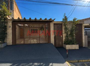 6a99cfdc05ddddf98a944a0f1a1e456f.jpg · Sobrado de 301m² com 7 quartos