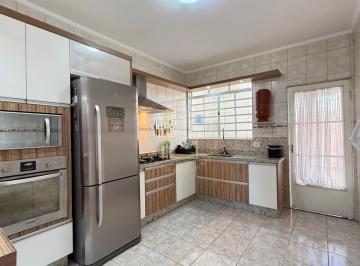 Casa · 166m² · 2 Quartos · 2 Vagas · Casa em Jardim Esperanca - Poços de Caldas